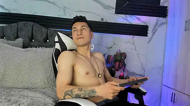 ThiagoFerrero_Hot Webcam Show