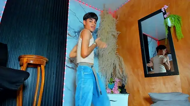 Max_gold's Webcam Show