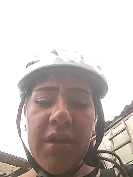 CAROLINE__07 élő XXX-chatje