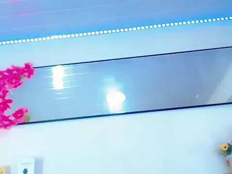 Karla_hot777's Webcam Show