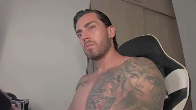 Онлайн чат XXX Axel__Blaze