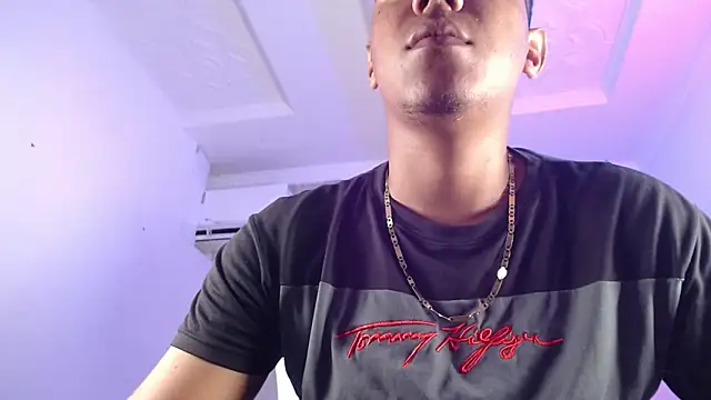 Leo_444_ webcam show