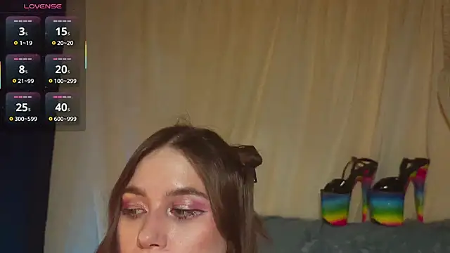 XXX chat uživo modela Luna_Luvgoon