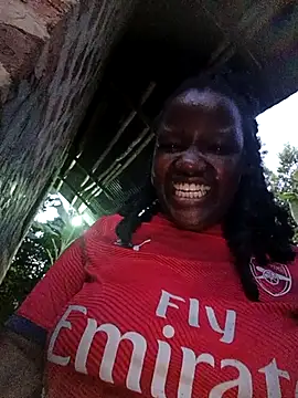 holygrail001 Adlı Modelin Web Kamerası Şovu