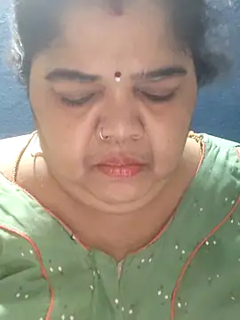 tamilthanushri Live XXX Chat