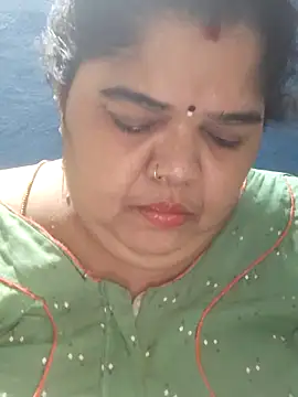 tamilthanushri's Live XXX Chat