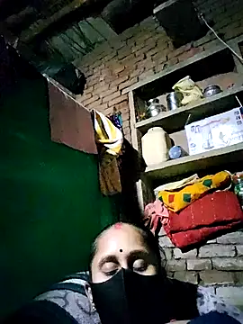 Divya_Chandok's Webcam Show