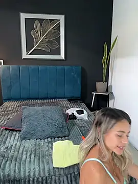 valentina_herrrera: онлайн- секс-чат