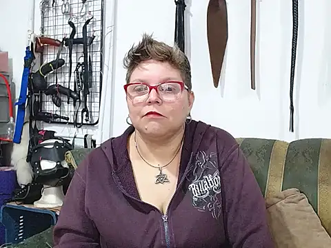 دردشة Leah_R الجنسية المباشرة