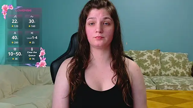 TreeJeanne élő XXX-chatje