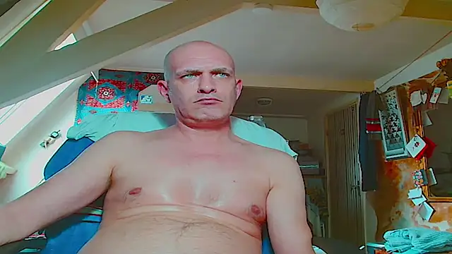 maxhard77 Webcamshow