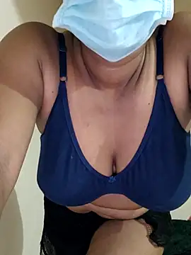 XXX chat uživo modela sivashree