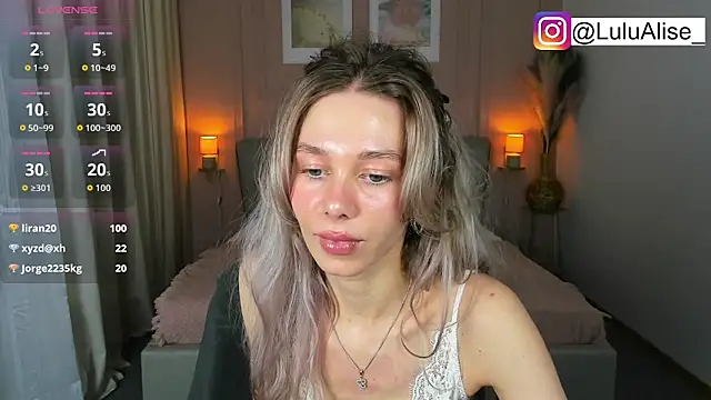 LuluAlis Chat XXX in diretta