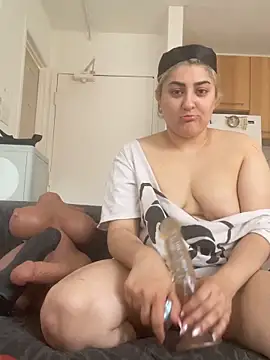 Pokazy przed kamerką – Certified_CumDump