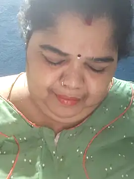 tamilthanushri's Live XXX Chat