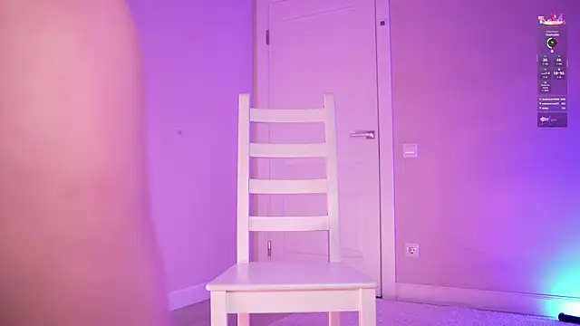 Miablueye: απευθείας συνομιλία ΧΧΧ