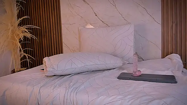 king_lovely_hornyy: απευθείας συνομιλία ΧΧΧ