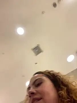 Chloe_Leaozinho 即時 XXX 聊天