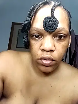 HappygalTheQueen 现场XXX聊天