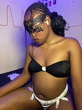 BZ2023 即時 XXX 聊天