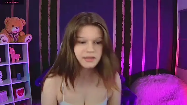 Lunatrend 即時 XXX 聊天