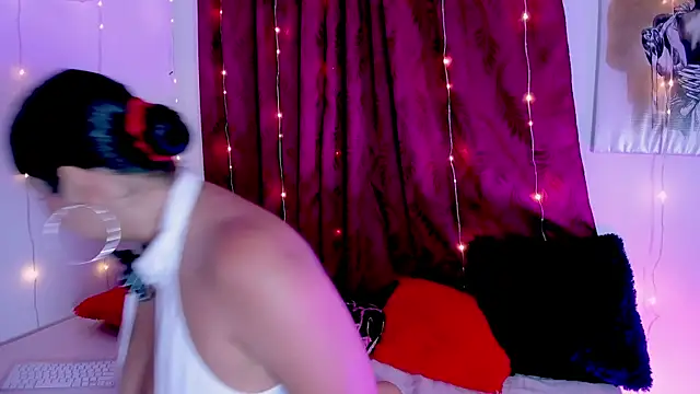 karlyprintt 现场XXX聊天