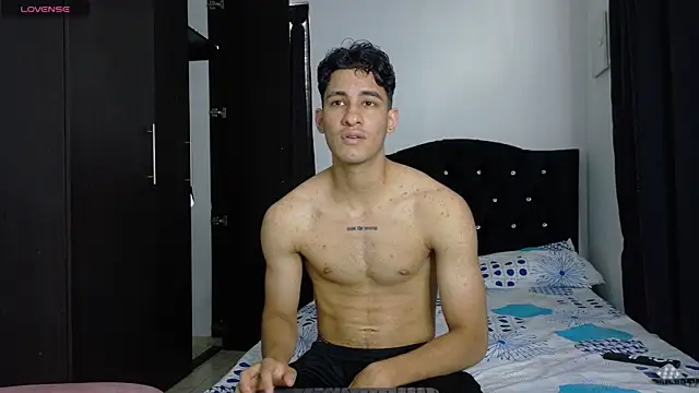 Pertunjukan Kamera Web JakeMonroe