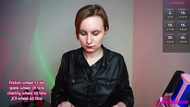 KinkyMissCherry 即時 XXX 聊天