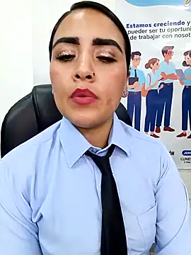 MAYE__13 – Naživo XXX chat