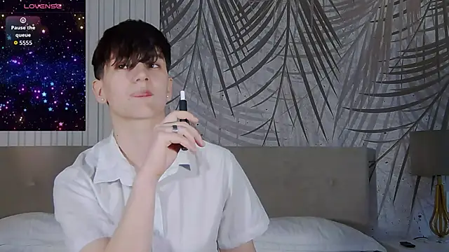 Онлайн чат XXX ravenryx