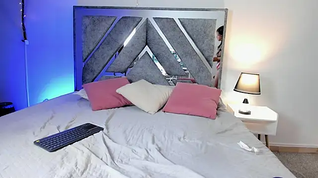 Madisson_Edwards Live XXX-Chat