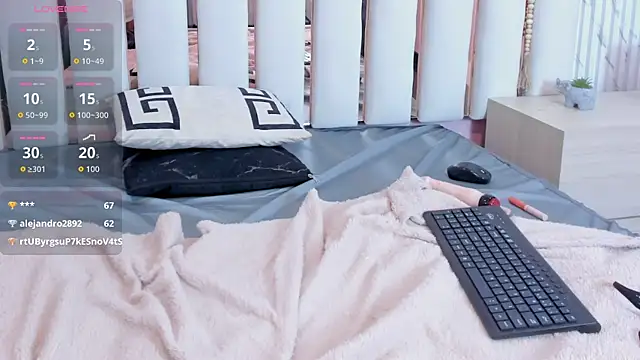 Helenn_Moore – Live XXX-chat