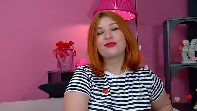 MargaritaMoone's Live XXX Chat