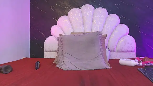 _MiaBrown_'s Live XXX Chat