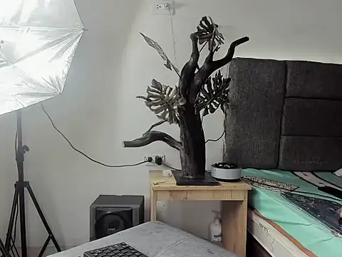 Edy_coltt's Webcam Show