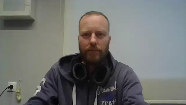 XXX chat uživo modela truble78