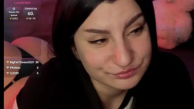 ValeryAlfie Chat XXX in diretta