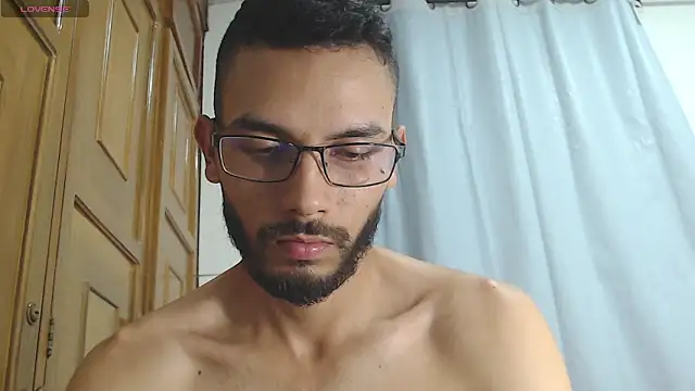 russthiago Live XXX Chat