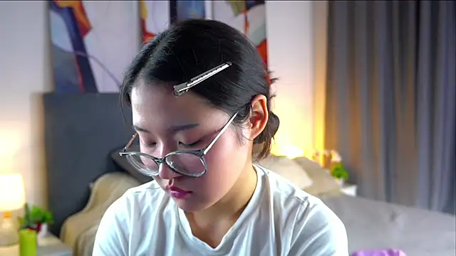 Czat XXX na żywo – NelleMihalko