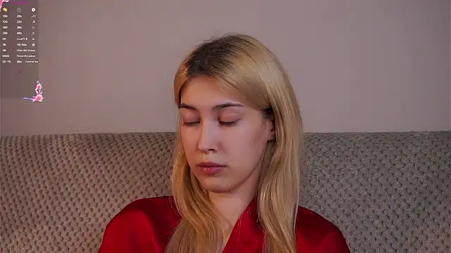 AngelicRice Adlı Modelin Canlı XXX Sohbeti