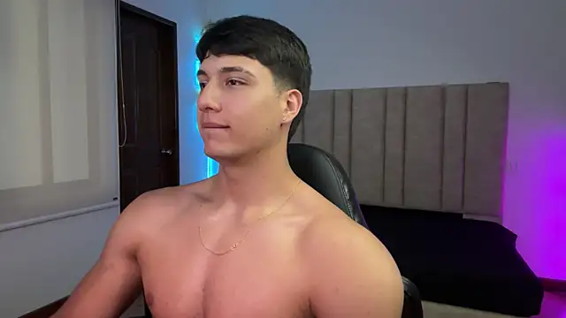 CHRIS_MORGAN1 Live XXX Chat