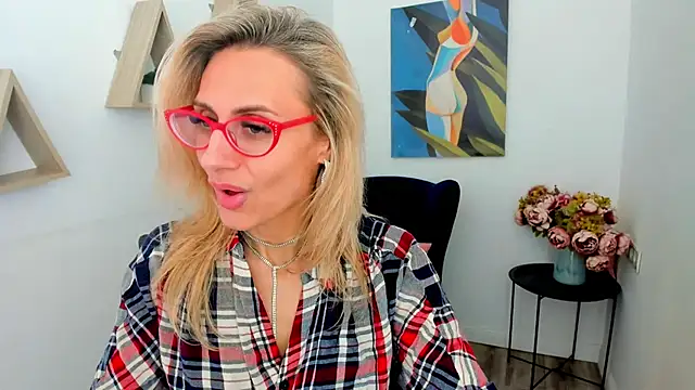 MuseOfStage লাইভ XXX চ্যাট