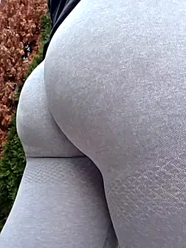 Chat +18 de SellenaGomez ao vivo