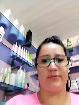 keilymadam Adlı Modelin Canlı XXX Sohbeti