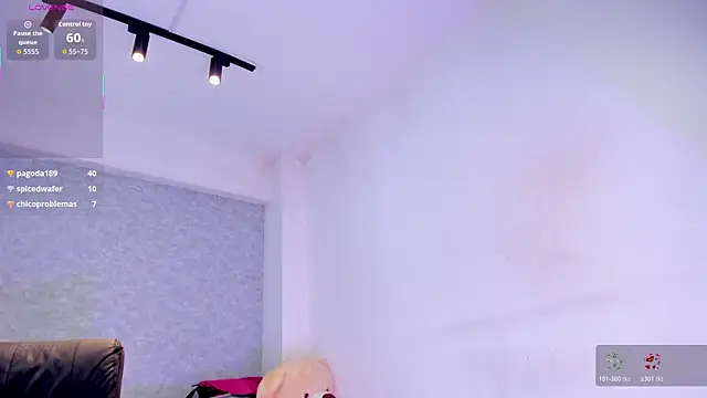 lily_cash1 Pertunjukan Webcam