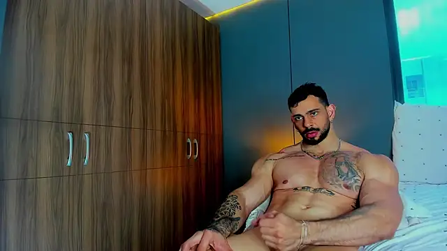 massimo_visconti Adlı Modelin Web Kamerası Şovu