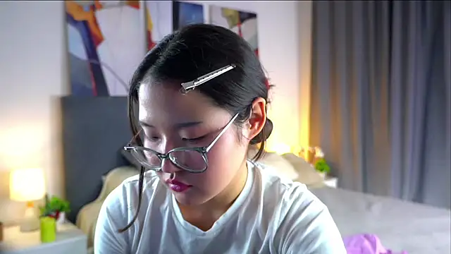 NelleMihalko Chat XXX live