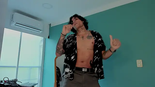 Damian_Romanoff: απευθείας συνομιλία ΧΧΧ