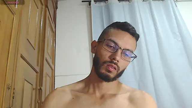 عرض كام russthiago