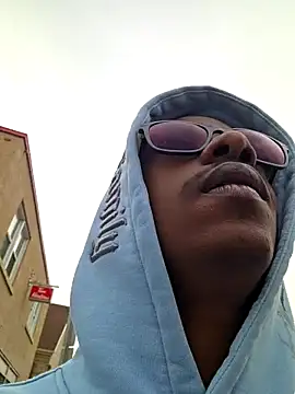 hormoneactivated's Live XXX Chat